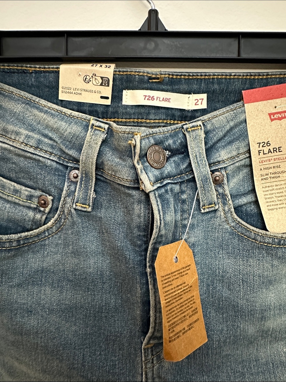 Levi's Women's Blue Flare Jeans with Red Tab - Picture 3 of 5